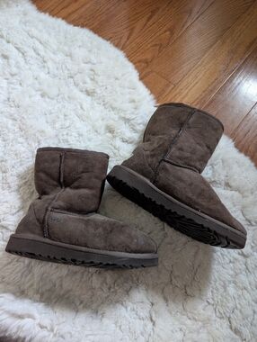 Kids Ugg Boots Brown 2